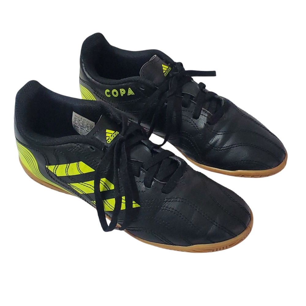 Adidas Copa Kids Boys Black & Solar Yellow Indoor Soccer Shoes Size 4 FX1973 - Picture 2 of 14